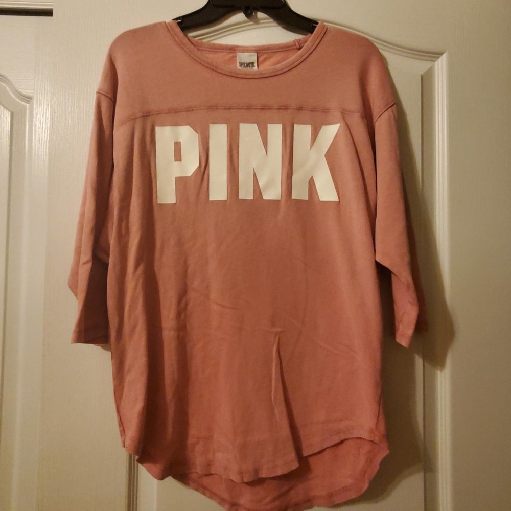 #433 Victoria Secret PINK Longsleeve T-shirt Size Small